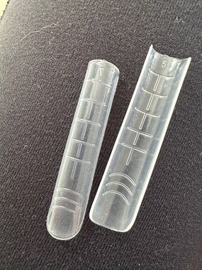 NIB Clear Plastic Nail Forms Set - Transparent